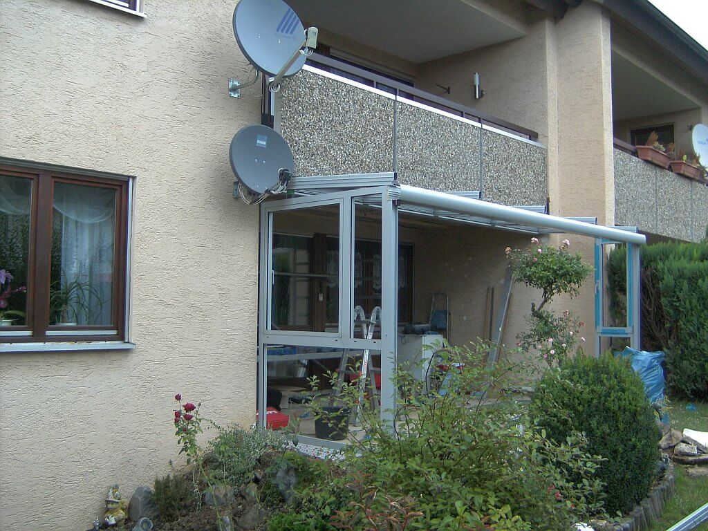 Montage der Terrassenüberdachung