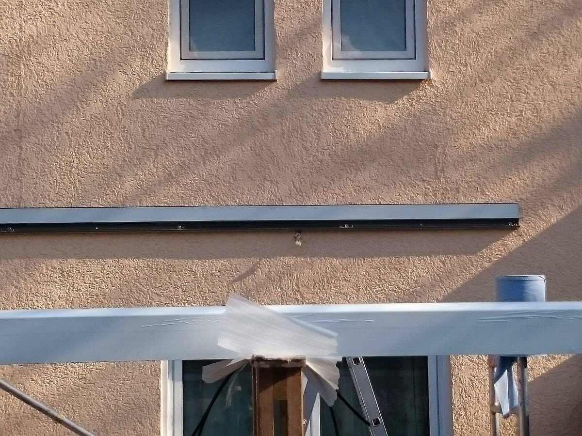 Montage der Wandscshiene