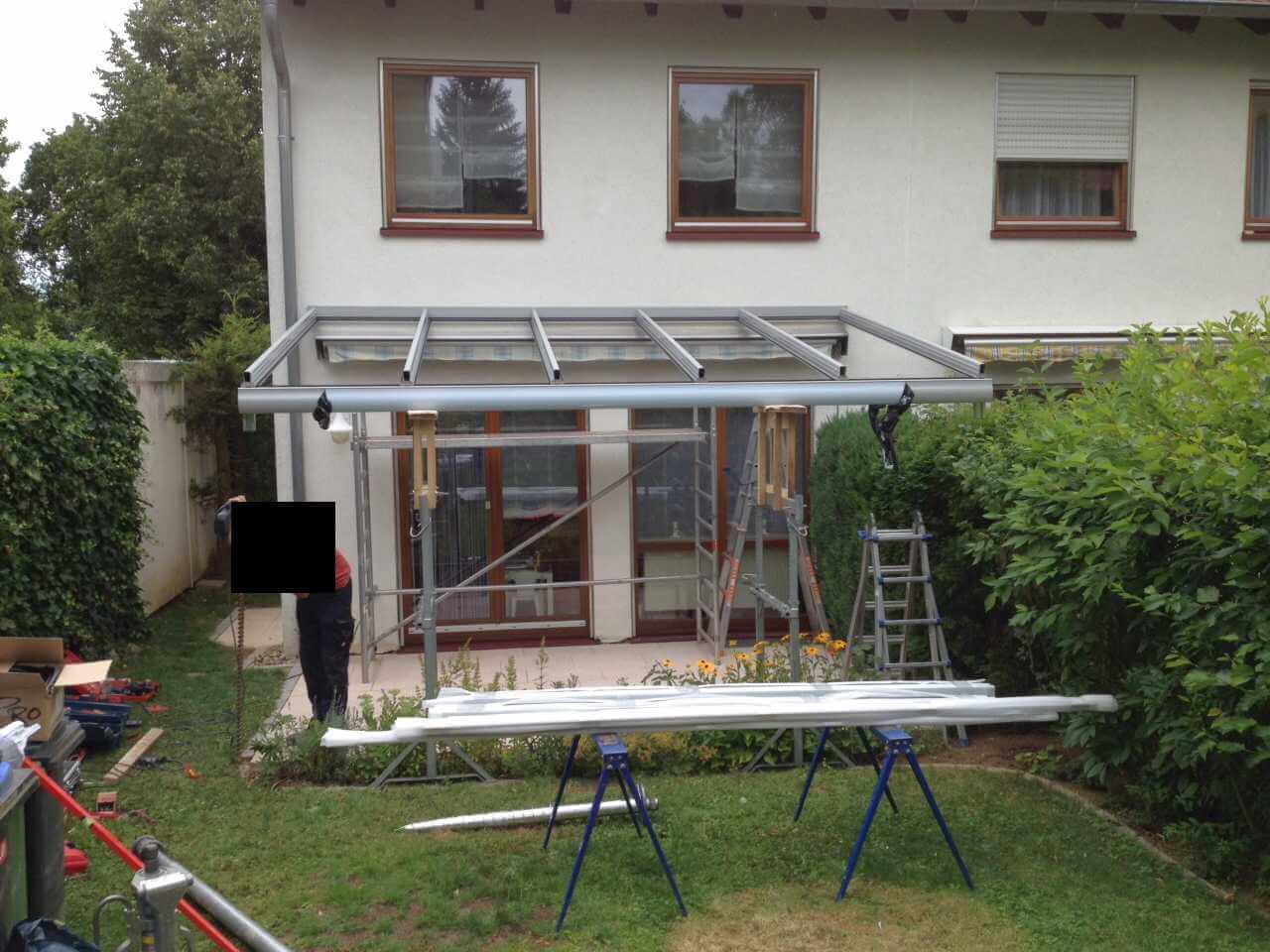 Montage der Aluminium Konstruktion