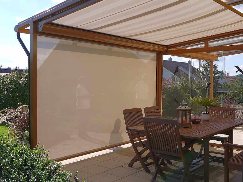 Terrassendach Güglingen mit Senkrechtbeschattung
