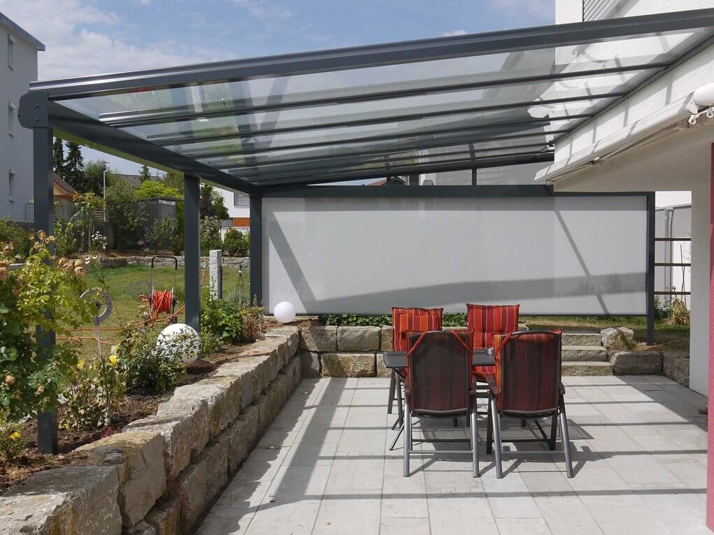 Seitenbeschattung am Terrassendach