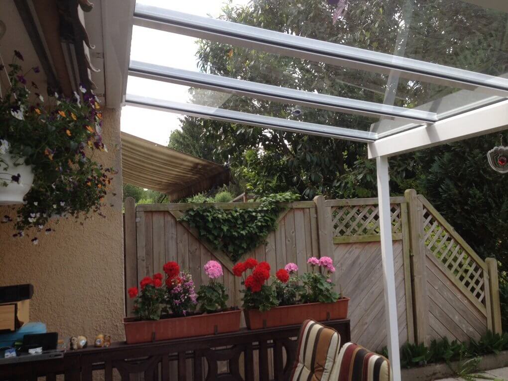 Seitenansicht vom Terrassendach in 72760 - 72762 - 72764 - 72766 - 72768 - 72770 Reutlingen