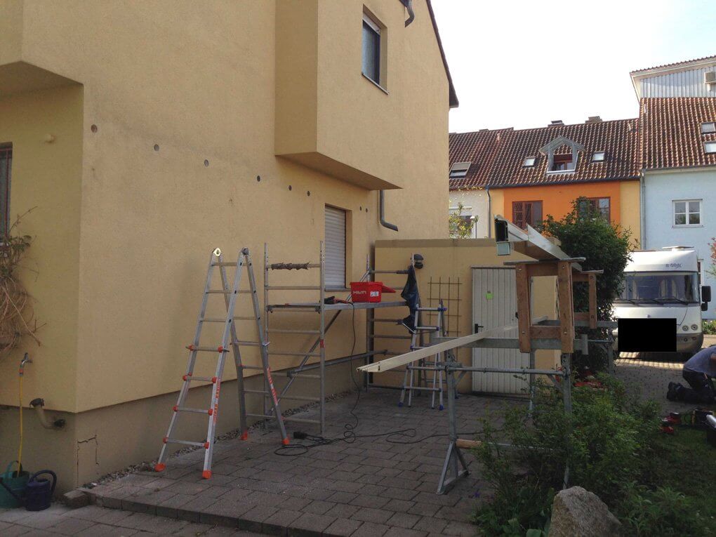 Montagebeginn in Karlsruhe