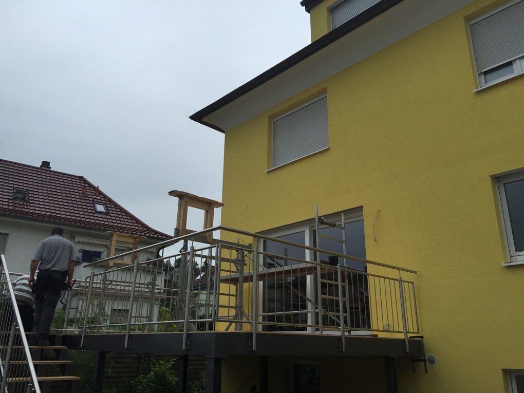 Montagebeginn in Stuttgart