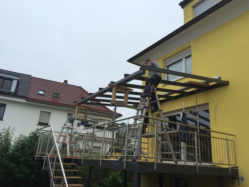 Montage Pergolaschiebedach