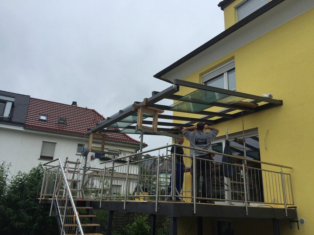 Montage Terrassenschiebedach