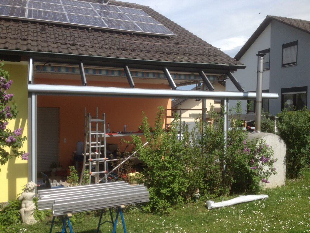 Montage der Aluminium Konstruktion