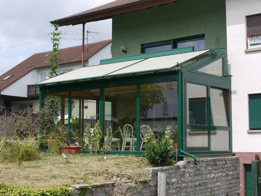 Der Wintergarten in Bretzfeld mit Dachbeschattung
