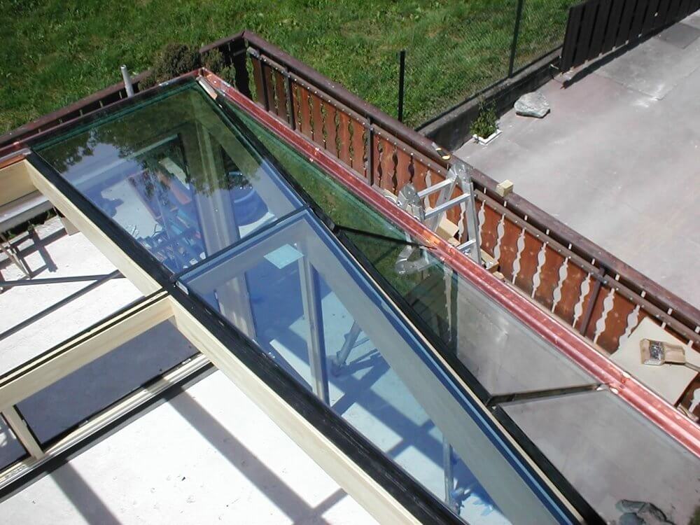 Beim einglasen der Dachkonstruktion