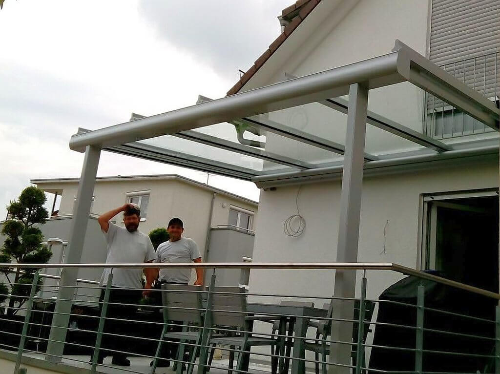 Terrassendach mit Unterglasbaumarkise