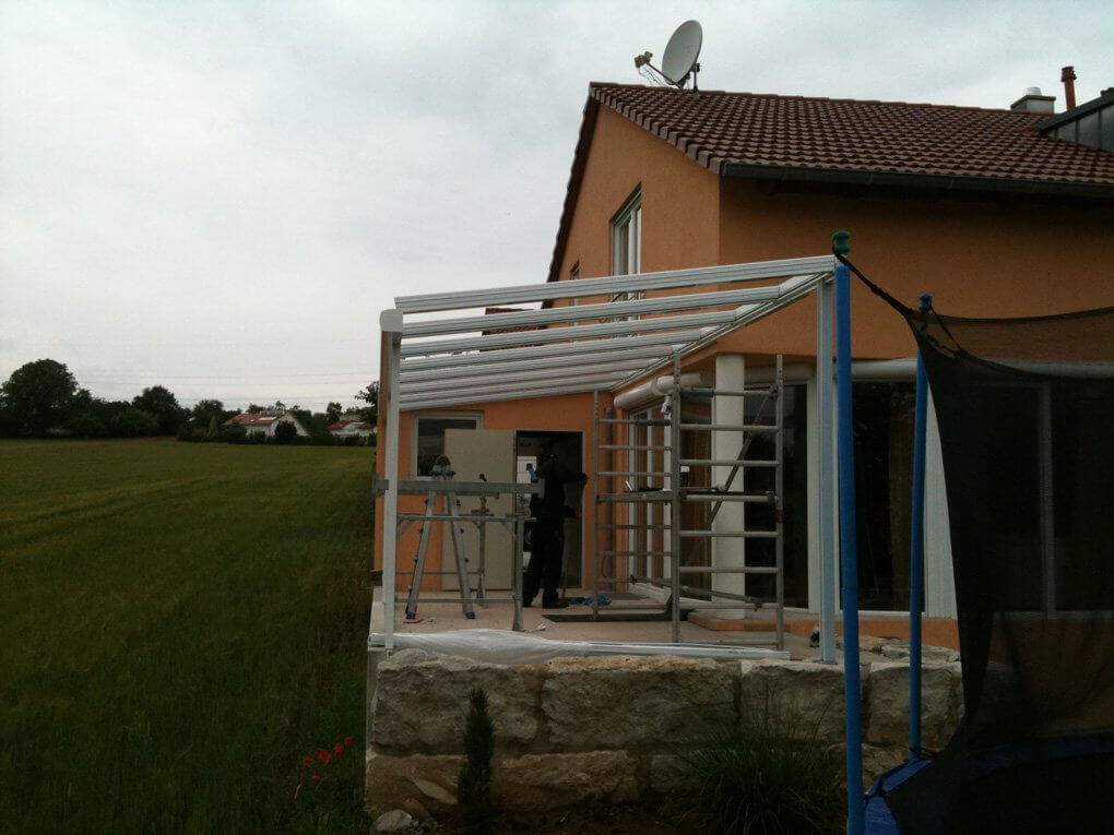 Montage der Aluminium Konstruktion