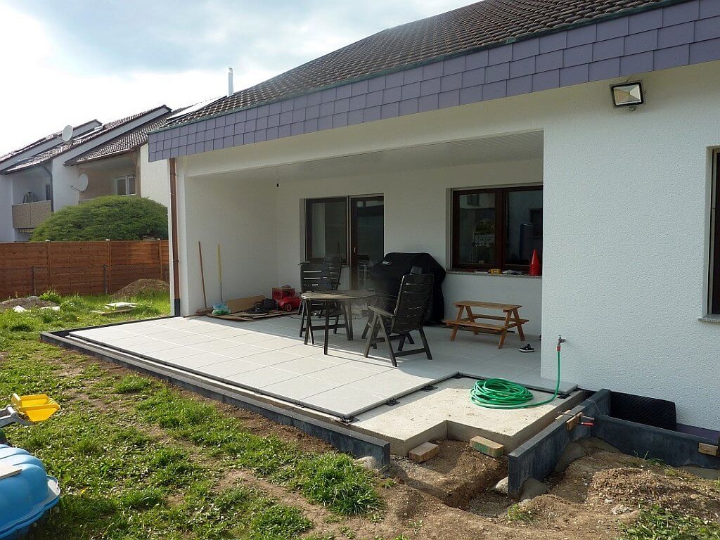 Montagebeginn in Freudental