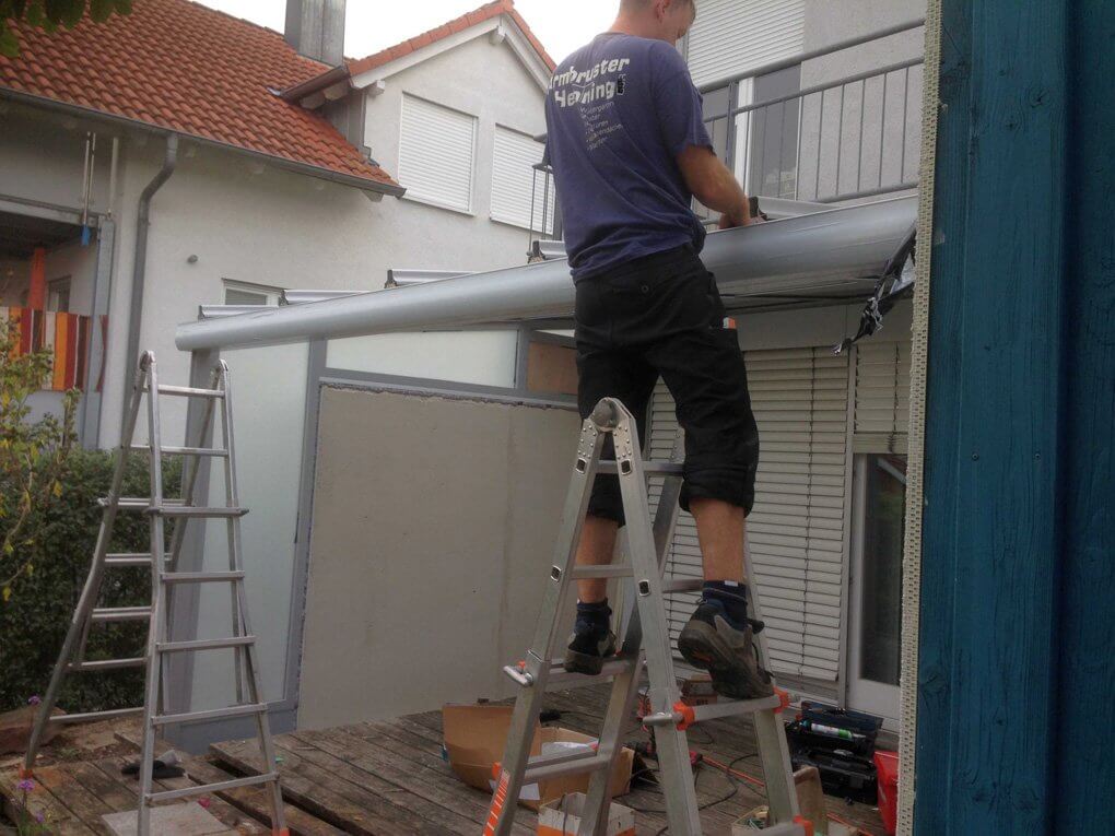 Beim einglasen der Dachkonstruktion