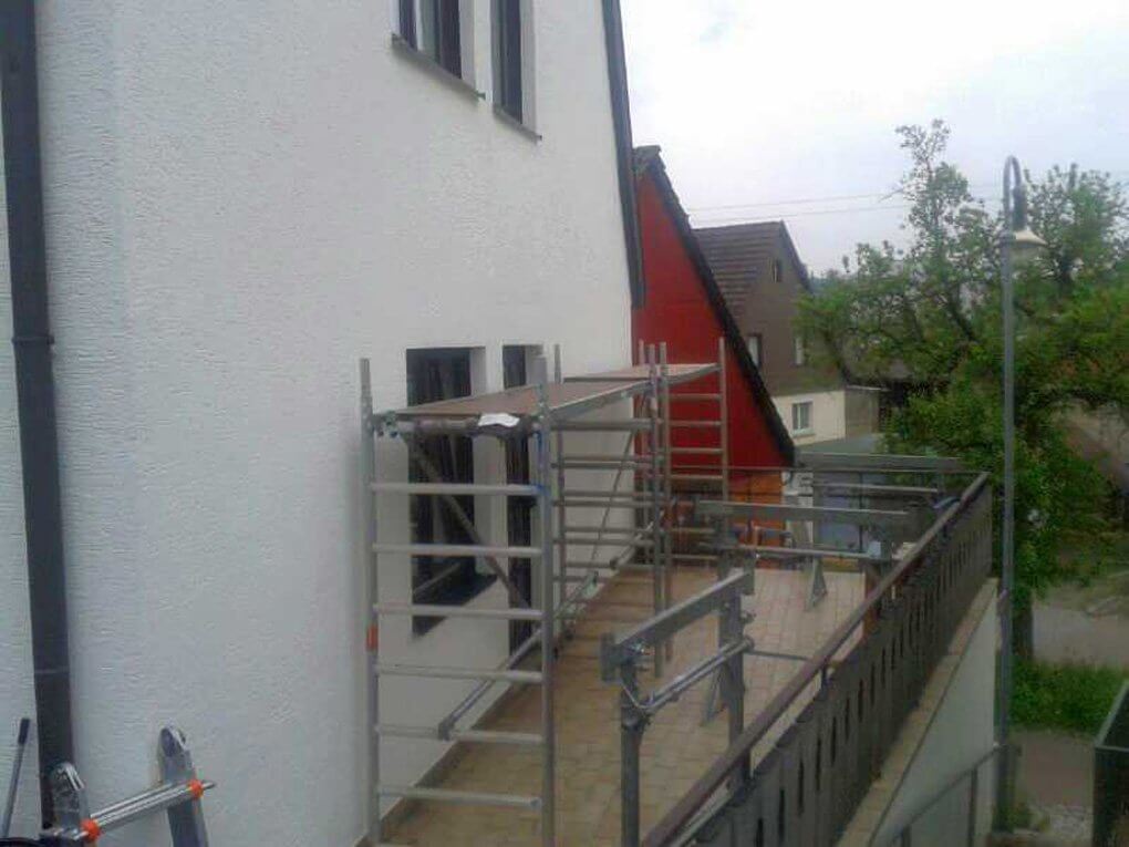 Montagebeginn in Gerlingen