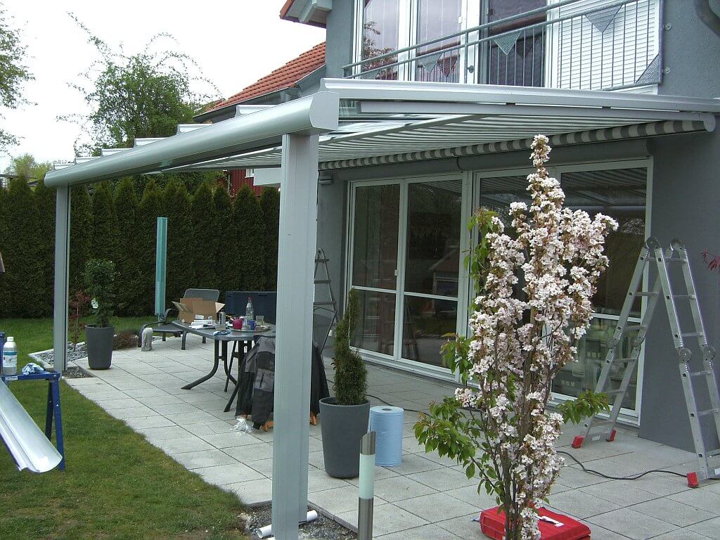 Bei der Montage in Hessigheim