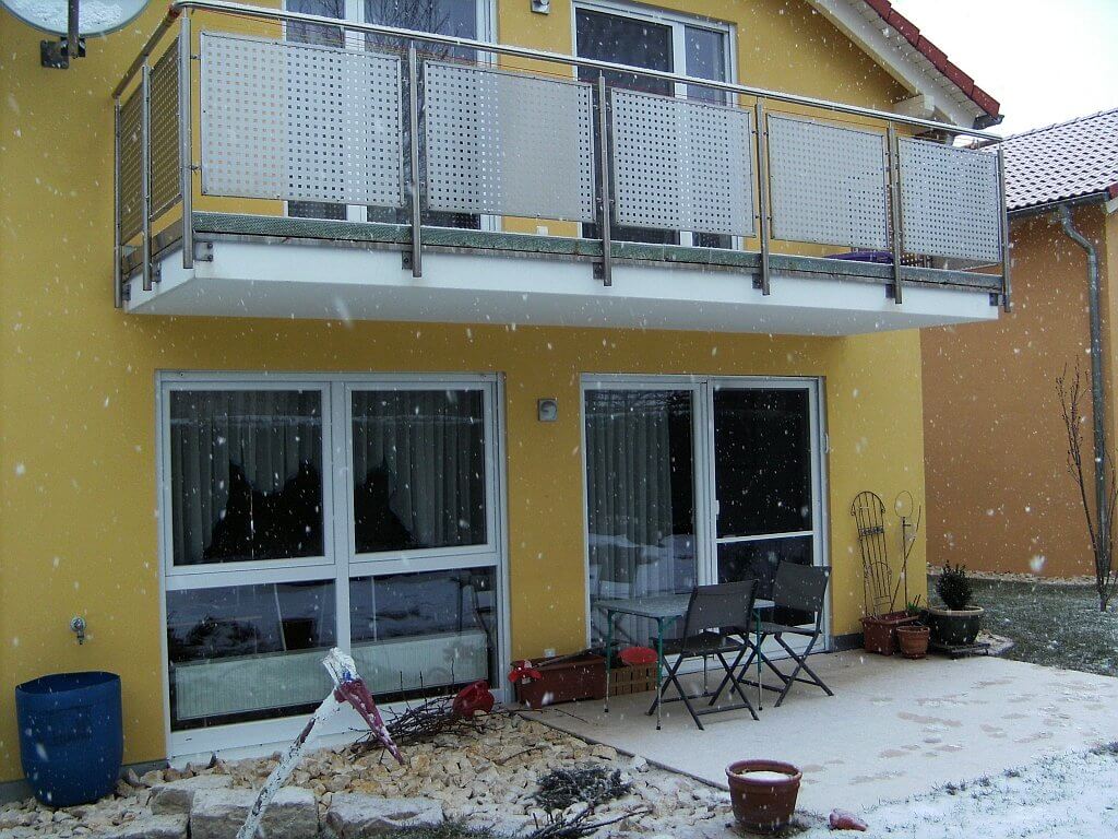 Montagebeginn in Niefern