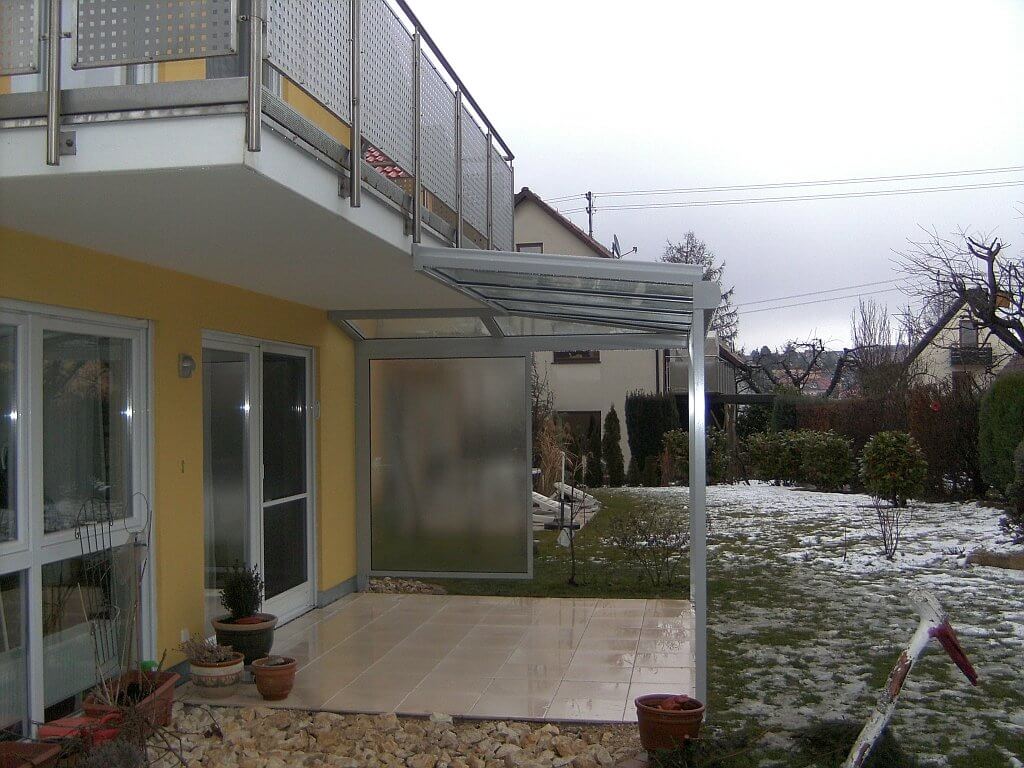 Das Terrassendach in Niefern