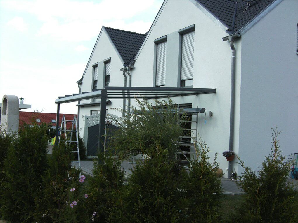 Montage der Markise