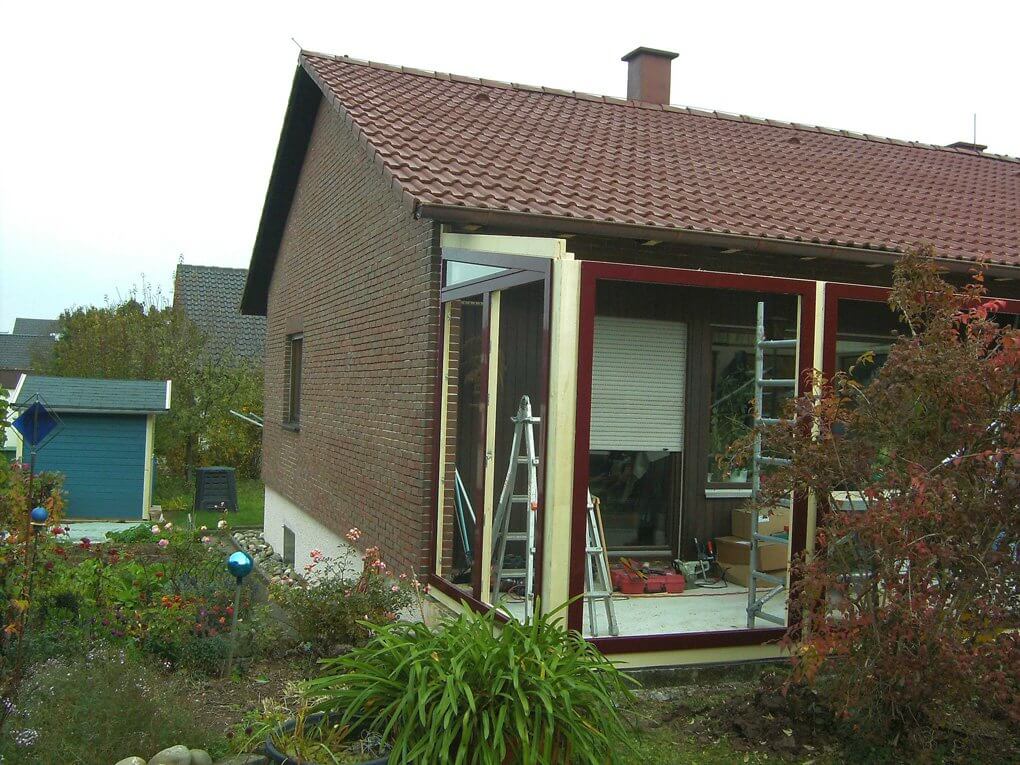 Montage der Holz-Aluminium Elemente