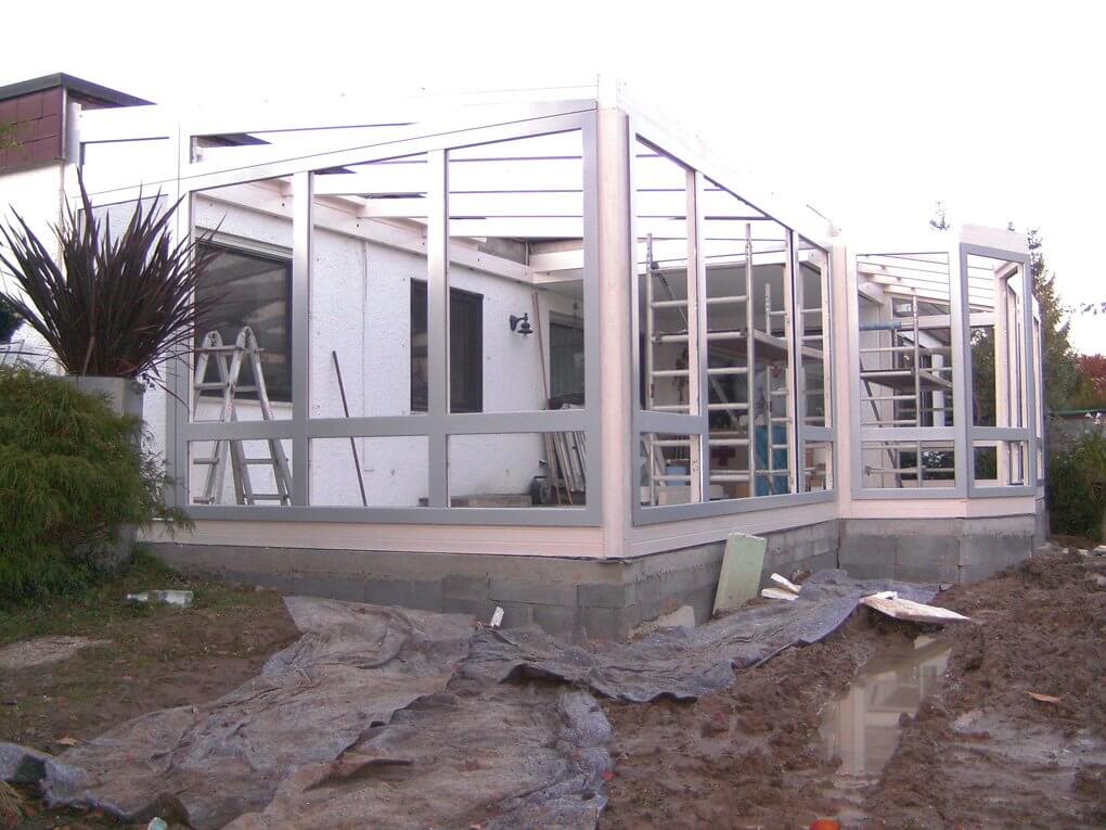 Montage der Holz-Aluminium Wintergartenelemente