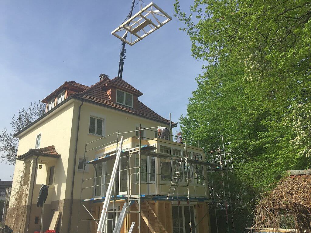 Montagebeginn am Wintergarten