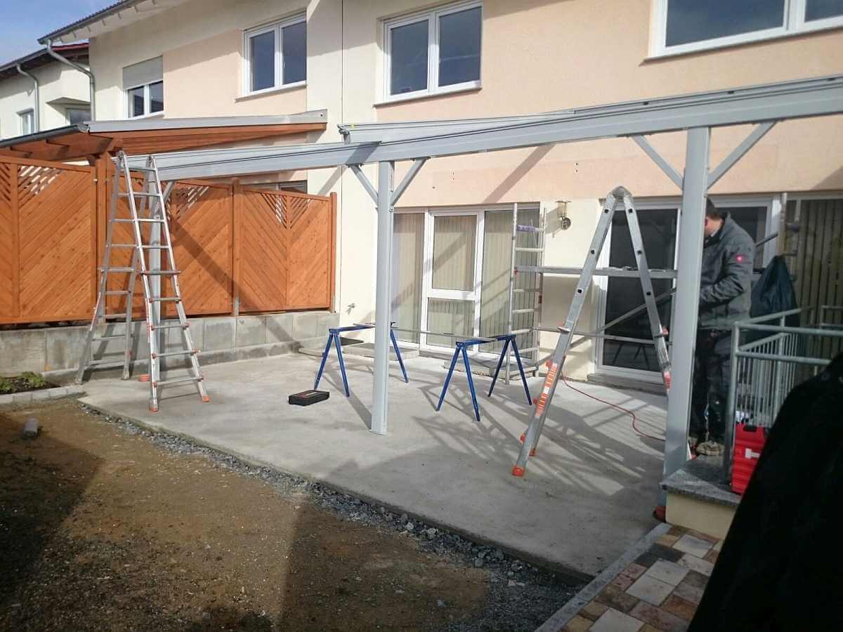 Montage der Aluminium Konstruktion