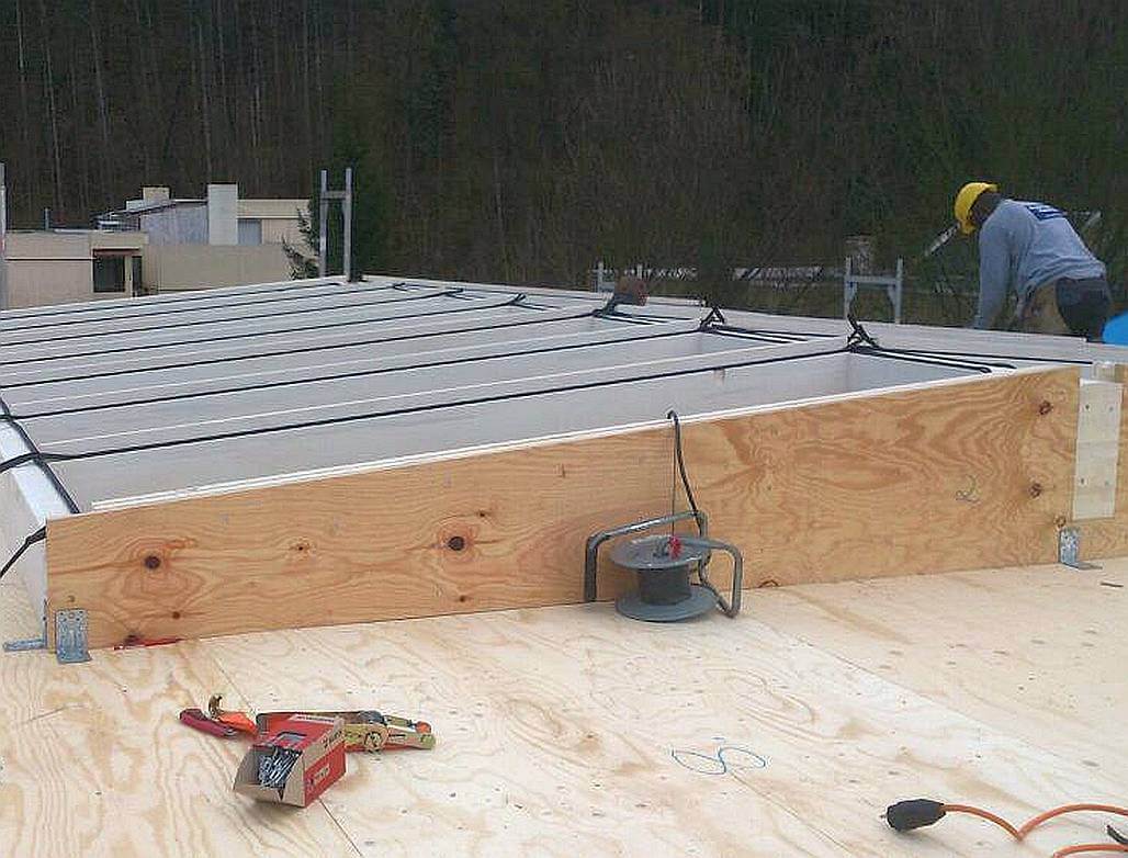 Montage der Glasdachkonstruktion