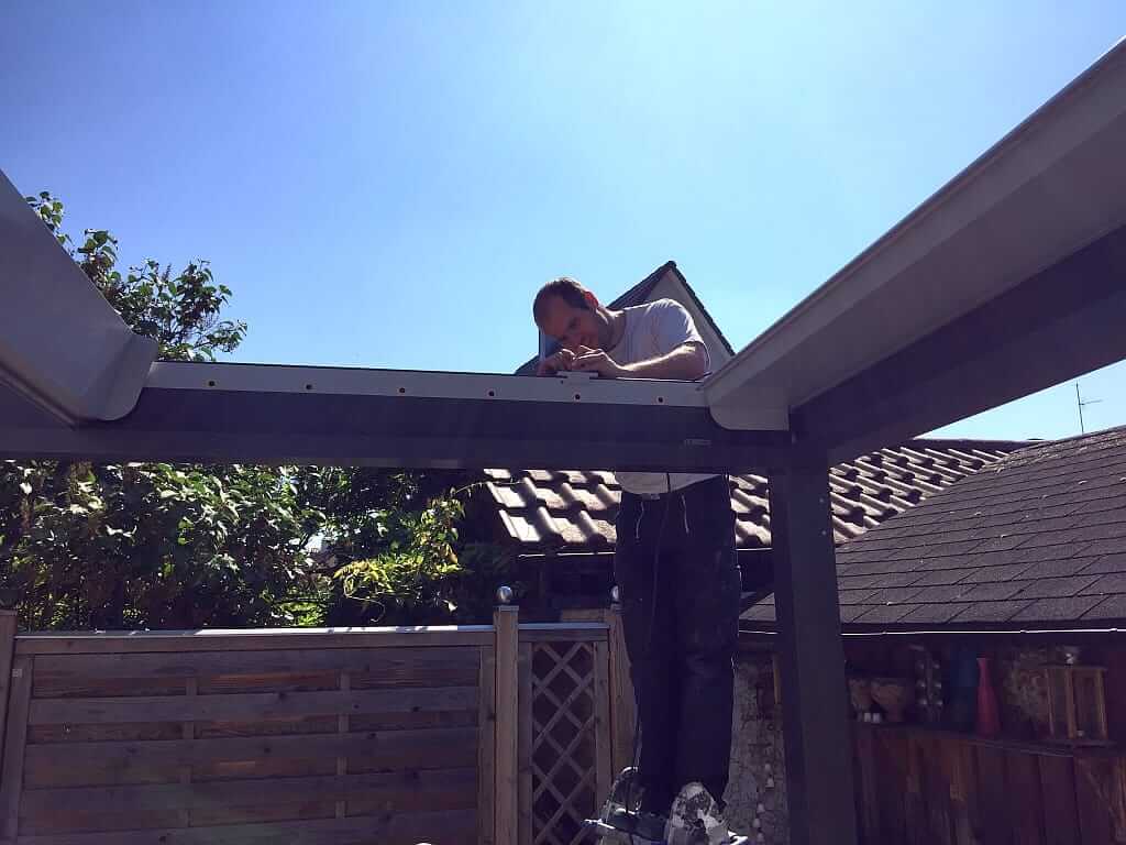 Motormontage am Lamellendach