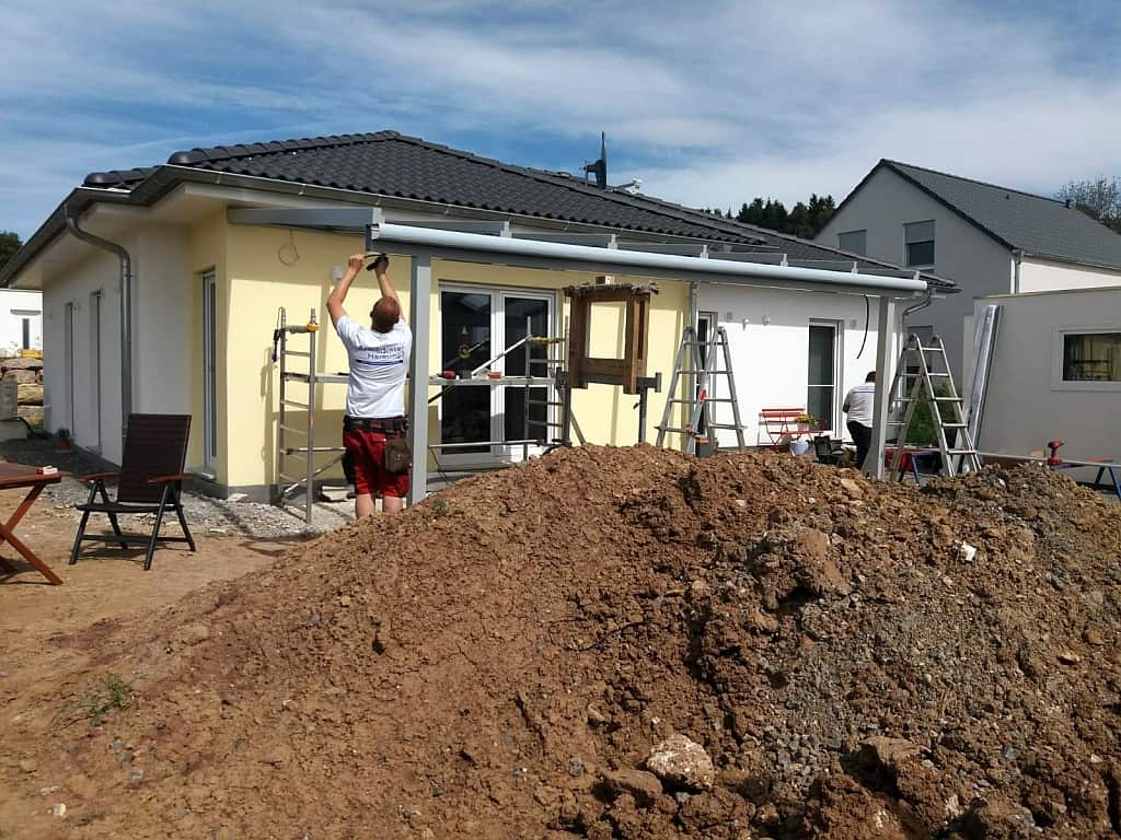 Montage der Aluminium Konstruktion