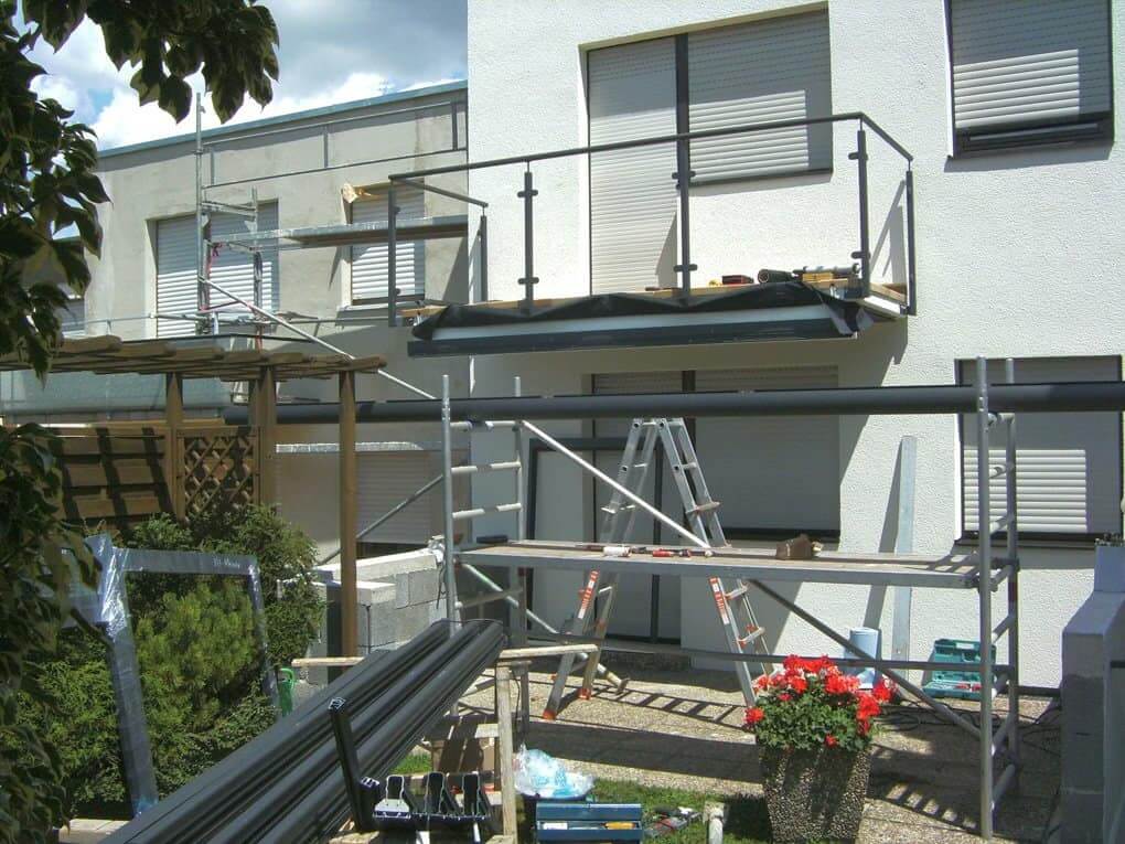 Montage der Aluminium Konstruktion