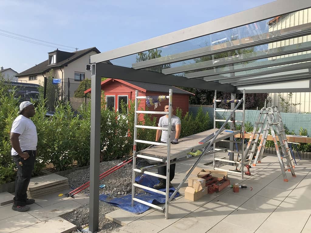 Montage der Aluminium Konstruktion