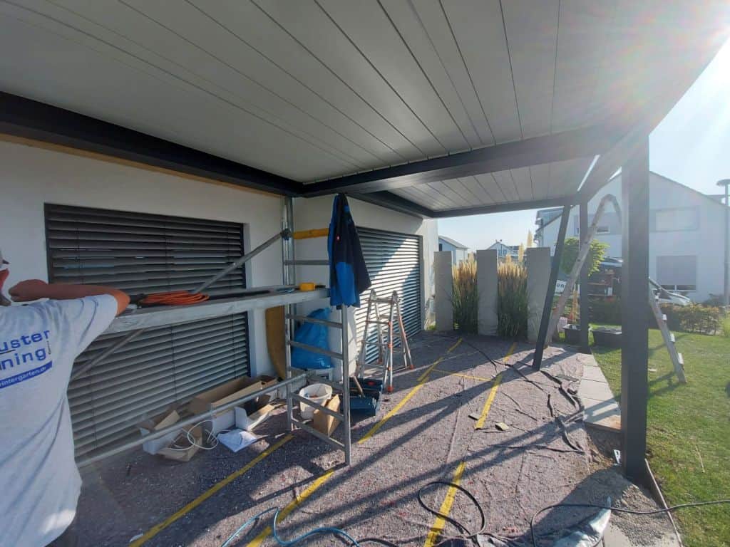 Verkabelung am Lamellendach