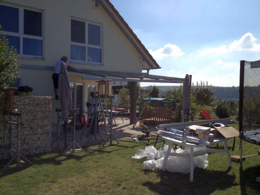 Montage der Aluminium Konstruktion