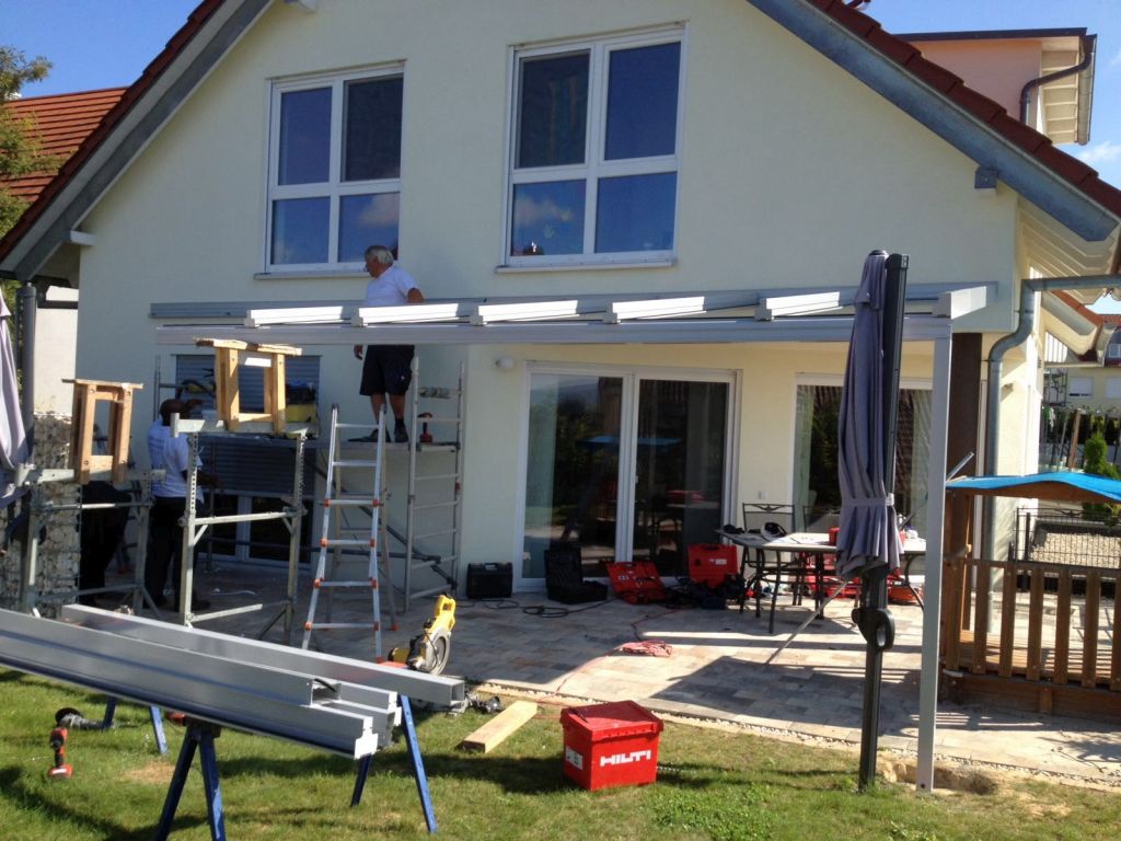 Montage der Aluminium Konstruktion