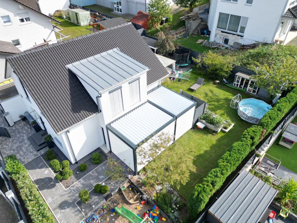 Modernes Lamellendach Güglingen für Terrassenüberdachung