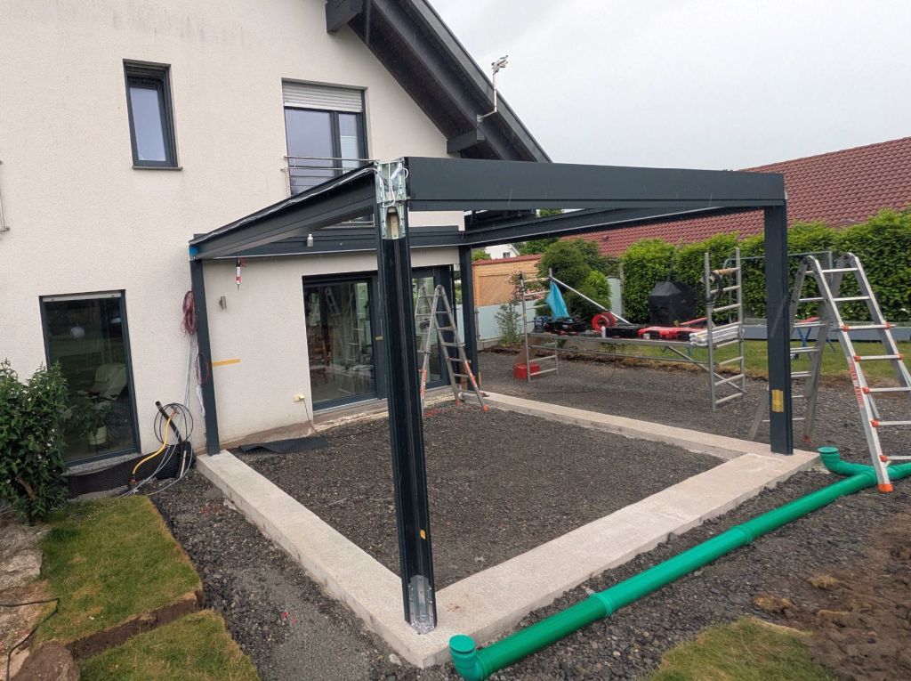 Montagebeginn in Zaberfeld