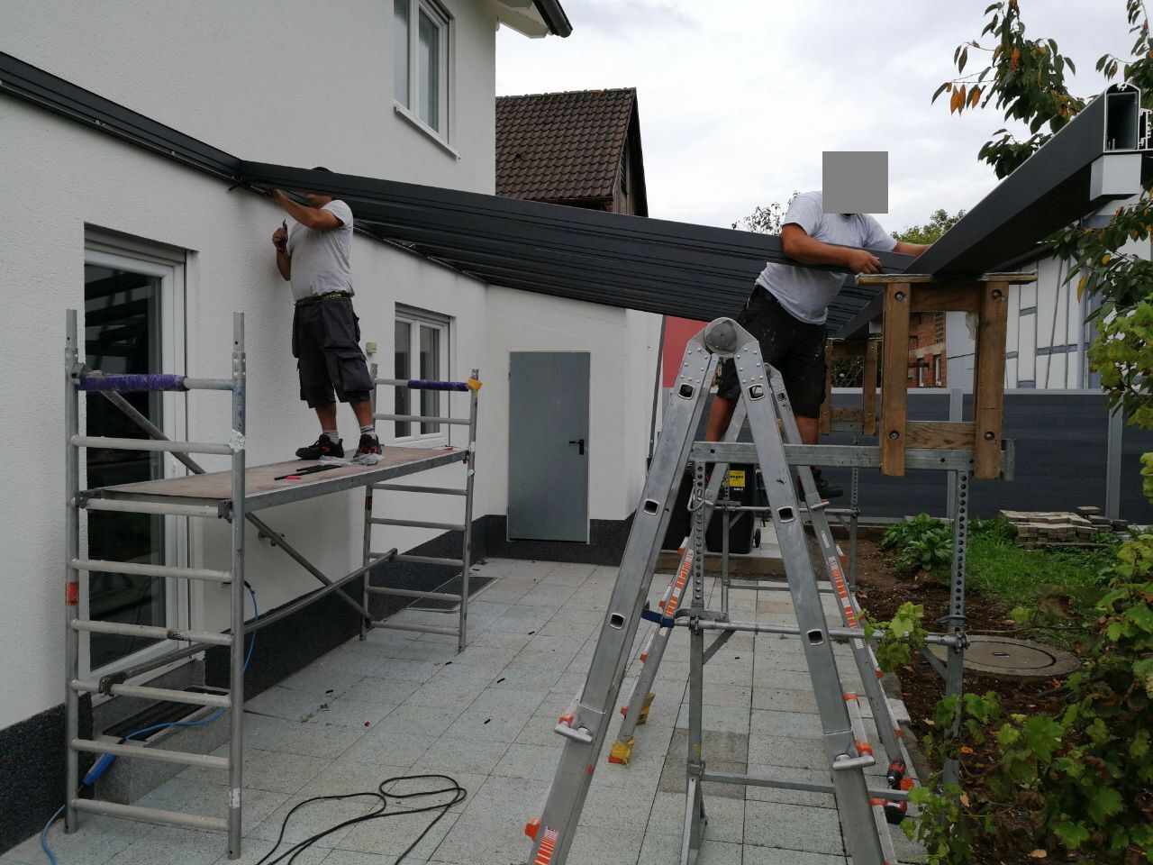 Montage der Aluminium Konstruktion