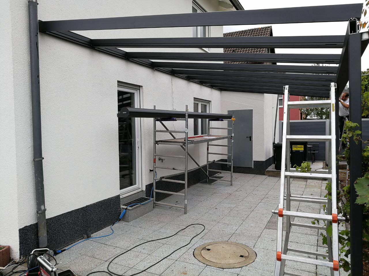 Montage der Markise