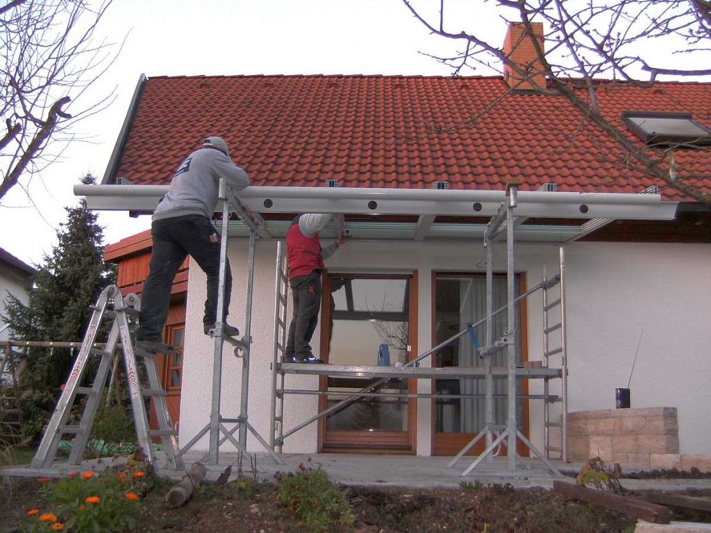 Montagebeginn in Reutlingen